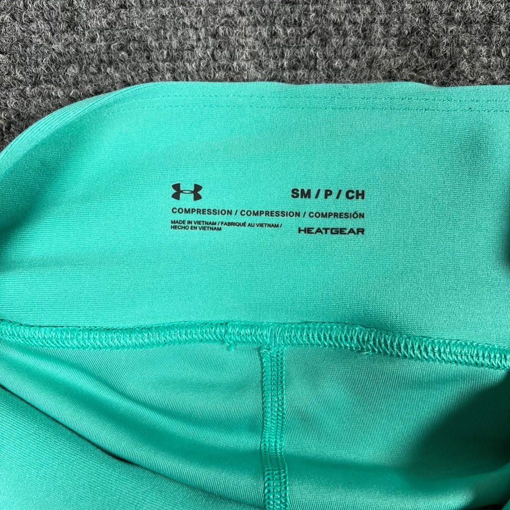 Under Armour HeatGear Compression Capri Leggings Teal Green Ruched Hem Womens SM